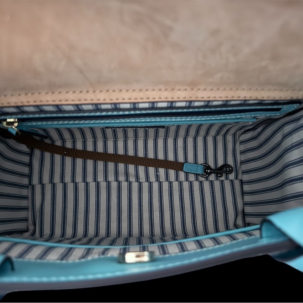 Dooney & Bourke Janine Straw Tote with Zipper | NWT - Picture 5 of 11